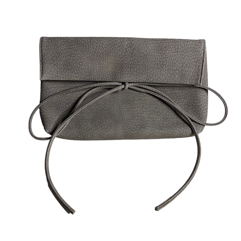 Lulu's Gray Faux Leather Clutch Bag